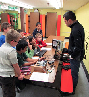 kids learning about electronics